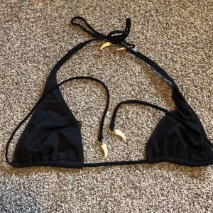 H&M shark tooth bikini top